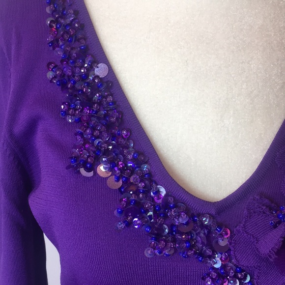 Purple sweater . Sz S . Beaded/sequins Vneck - Picture 5 of 16
